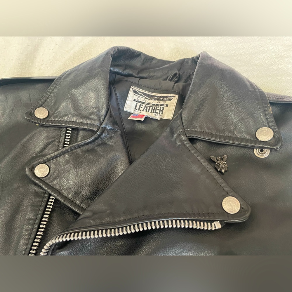 | Authentic REAL Leather Jacket! | “Dallas Premium Leather” | Made in USA | - Picture 5 of 15